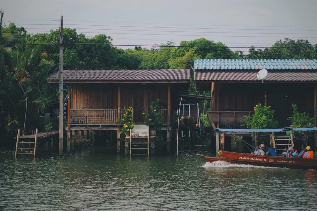 Bansuwan Homestay Amphawa Dış mekan fotoğraf