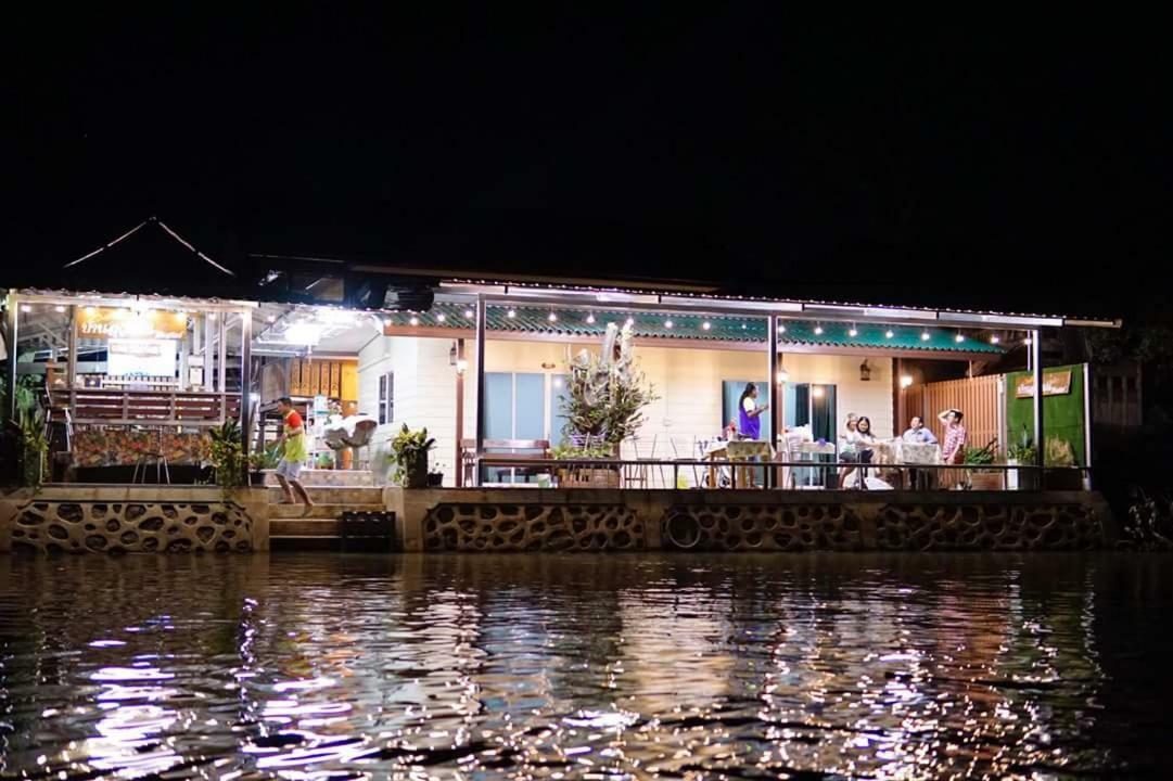 Bansuwan Homestay Amphawa Dış mekan fotoğraf